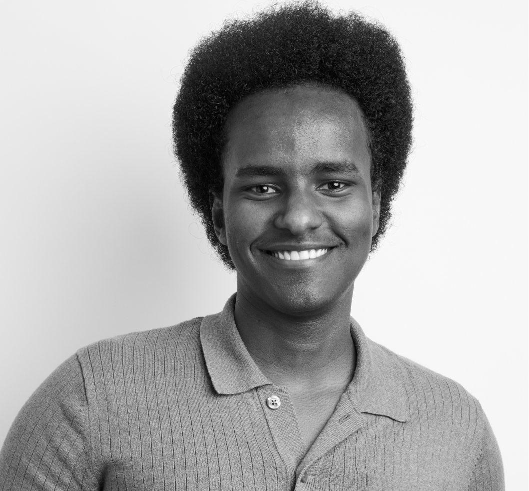 Professional portrait of Anas Mohamed, creative entrepreneur and MVP development consultant